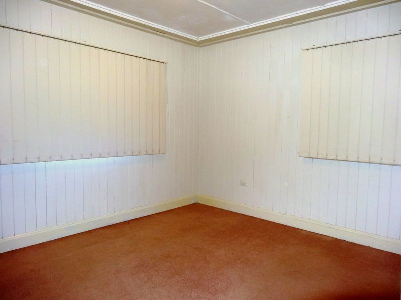 19 Prospect Street, North Toowoomba QLD 4350