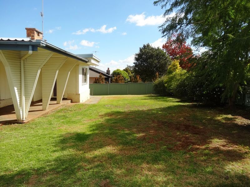 19 Prospect Street, North Toowoomba QLD 4350