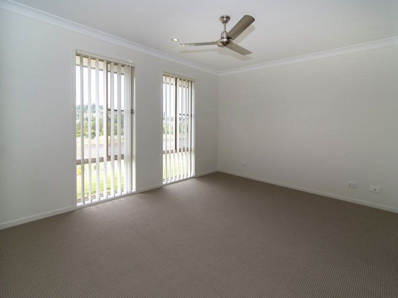 55 Kurrawa Crescent, Glenvale QLD 4350