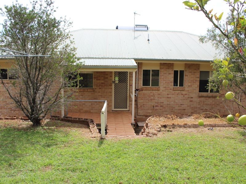 272 James Street, Harristown QLD 4350