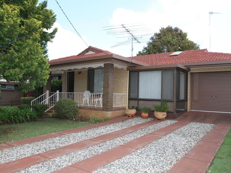 193 Ramsay Street, Centenary Heights QLD 4350