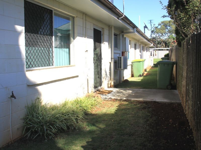 1/35a Holberton Street, Rockville QLD 4350