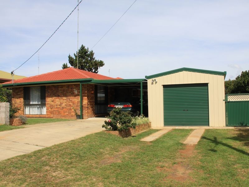 34 Hinkler Crescent, Wilsonton QLD 4350