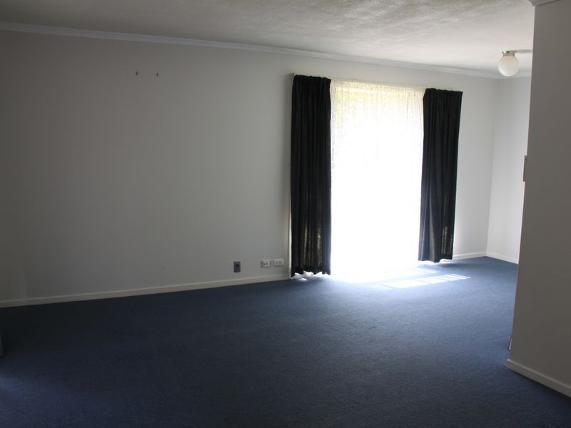 34 Hinkler Crescent, Wilsonton QLD 4350