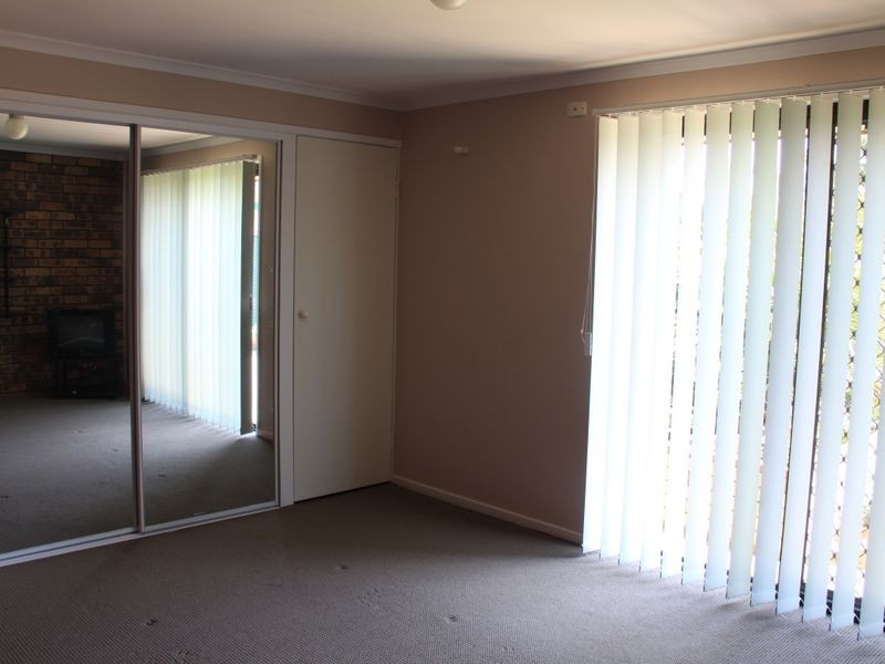 34 Hinkler Crescent, Wilsonton QLD 4350