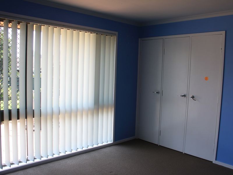 34 Hinkler Crescent, Wilsonton QLD 4350