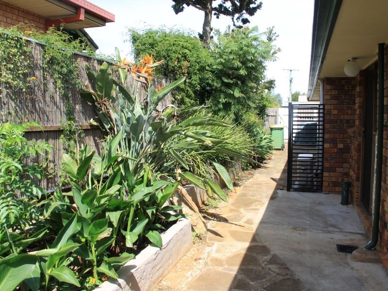 34 Hinkler Crescent, Wilsonton QLD 4350