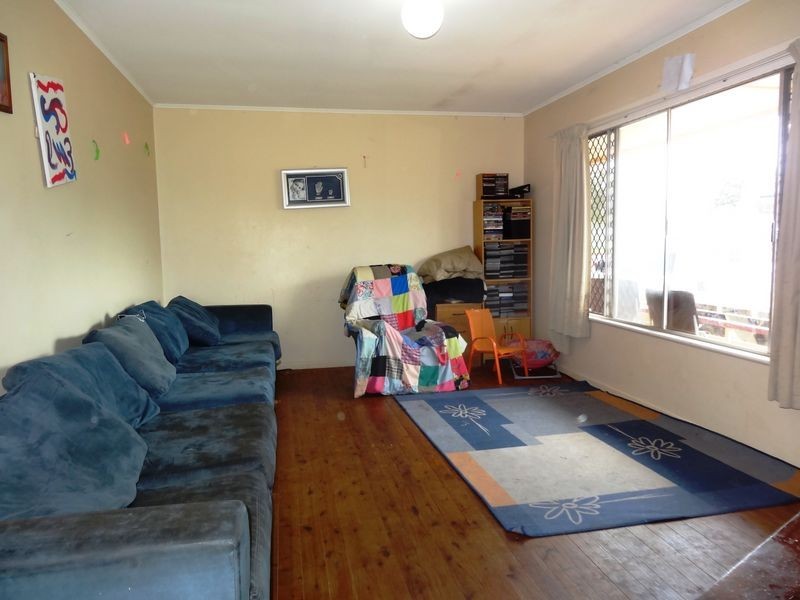 17 Richmond Dr, Wilsonton QLD 4350