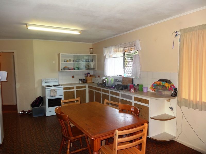 17 Richmond Dr, Wilsonton QLD 4350