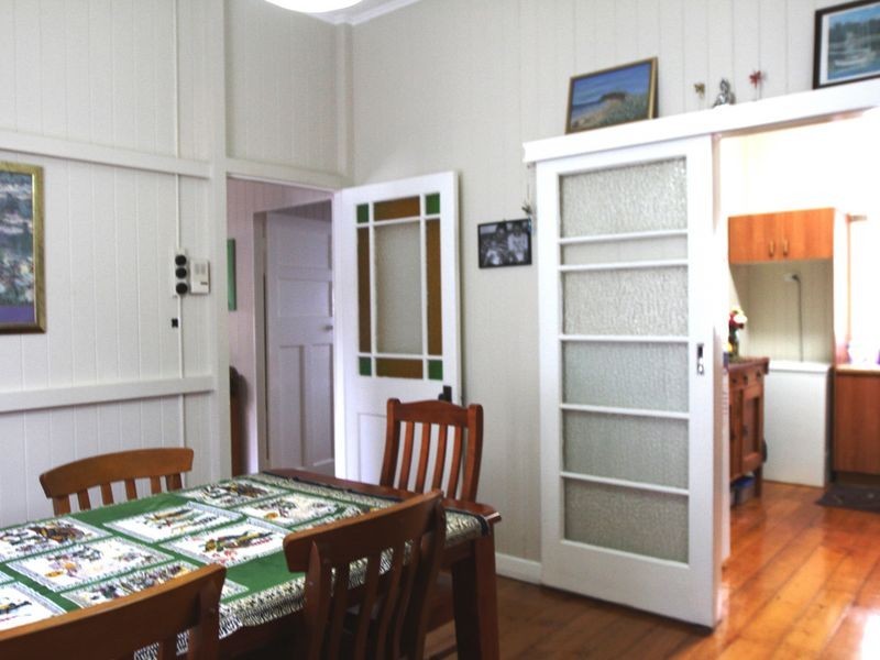 8 Edward Street, North Toowoomba QLD 4350