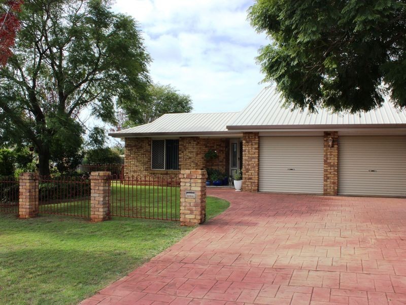 2 Bailey Court, Rangeville QLD 4350