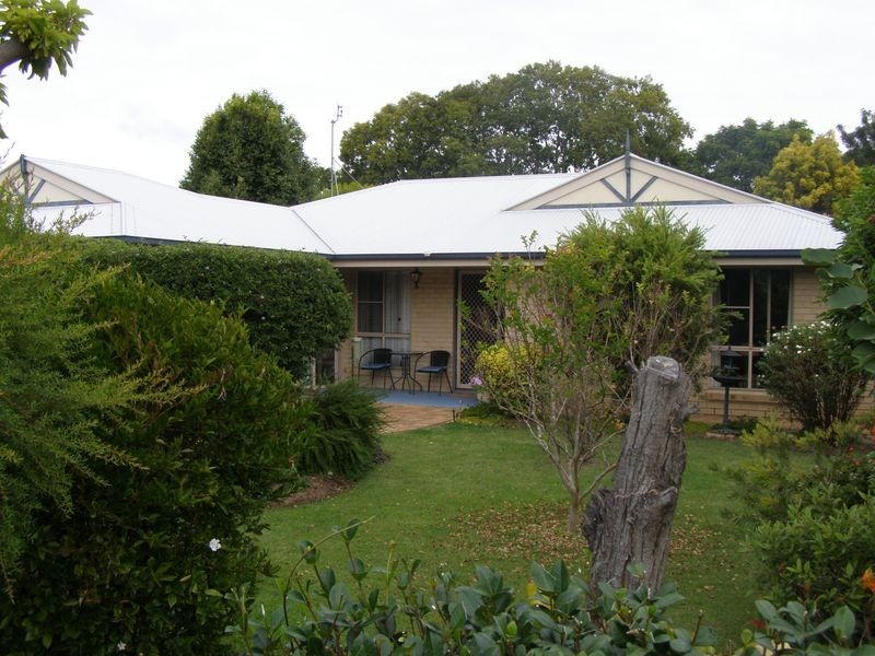23 School Street, Helidon QLD 4344
