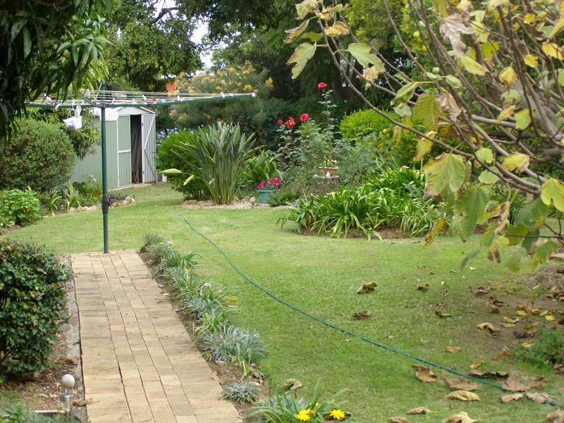 23 School Street, Helidon QLD 4344