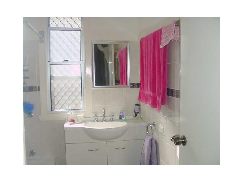 152 North Street, Mount Lofty QLD 4350