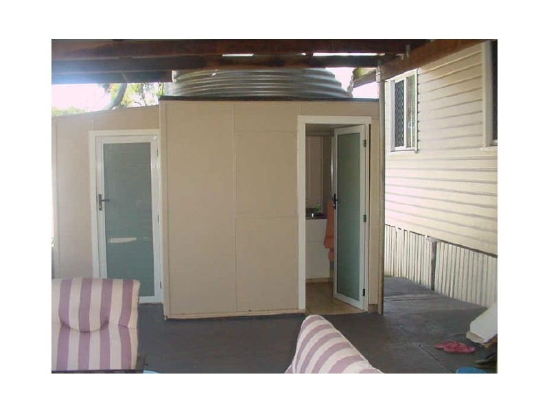 152 North Street, Mount Lofty QLD 4350