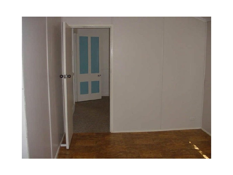 15 Holberton Street, Wilsonton QLD 4350