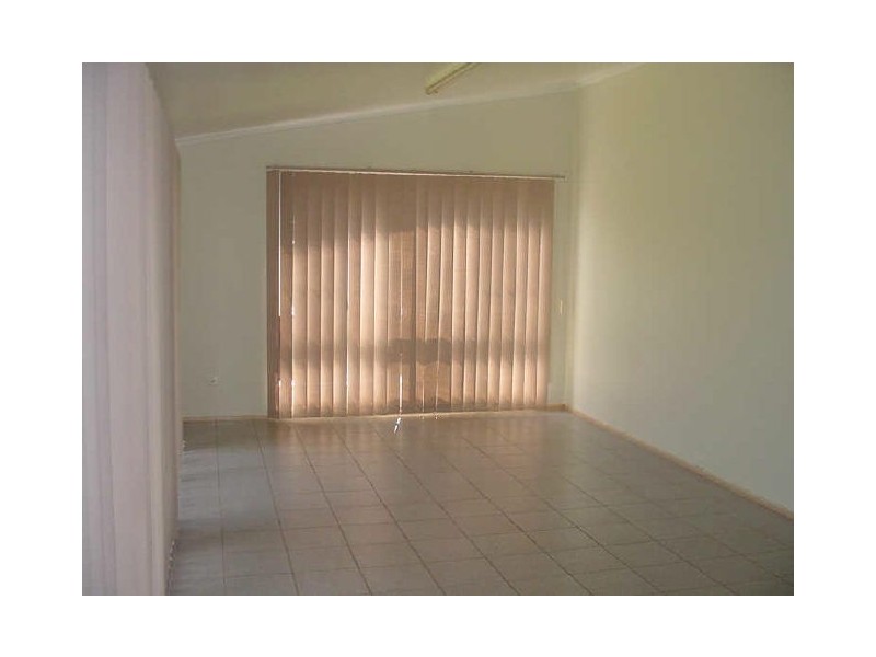 15 Holberton Street, Wilsonton QLD 4350