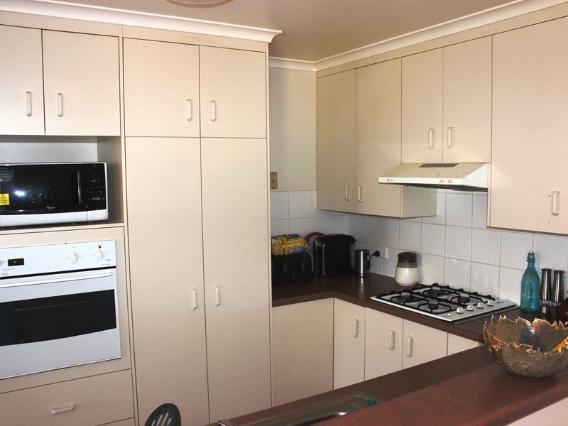 27 Liebke Crescent, Cranley QLD 4350
