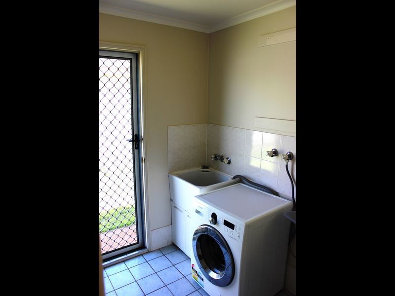 27 Liebke Crescent, Cranley QLD 4350