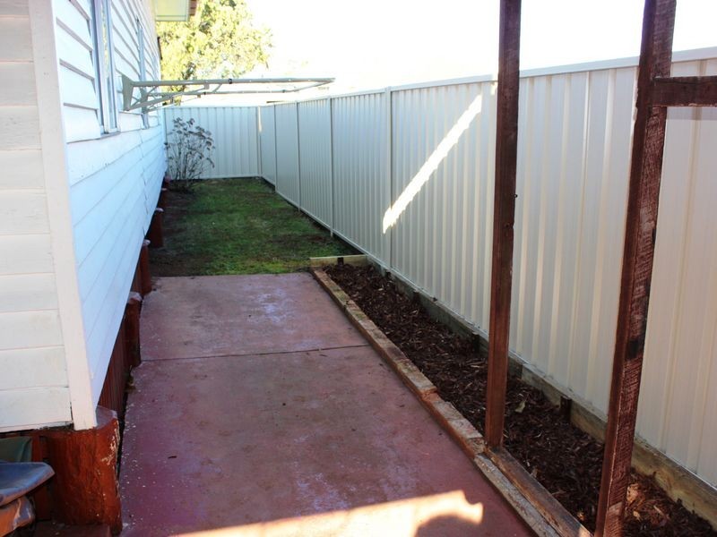 25 Kenilworth Street, North Toowoomba QLD 4350