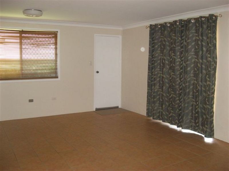 2/1 Nellie Street, Centenary Heights QLD 4350