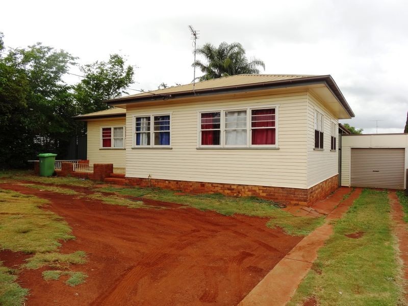 28 James Street, Rangeville QLD 4350