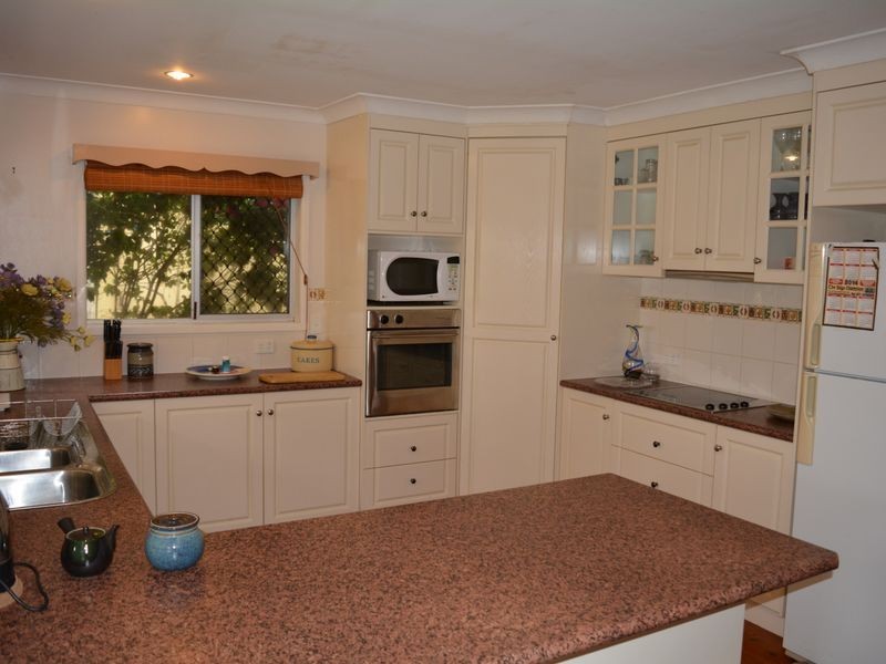 8 Herries Street, Rangeville QLD 4350