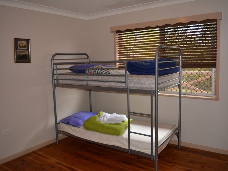 8 Herries Street, Rangeville QLD 4350