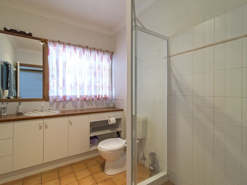 10 McIntyre Street, Centenary Heights QLD 4350
