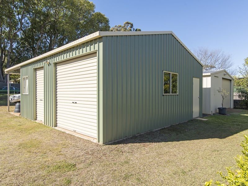 10 McIntyre Street, Centenary Heights QLD 4350
