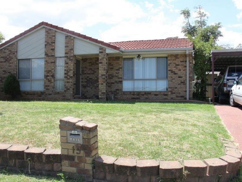 15 Baron Court, Wilsonton QLD 4350