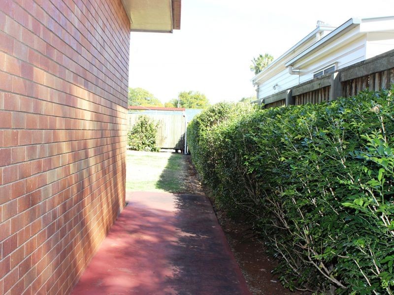 1/96 Campbell street, East Toowoomba QLD 4350