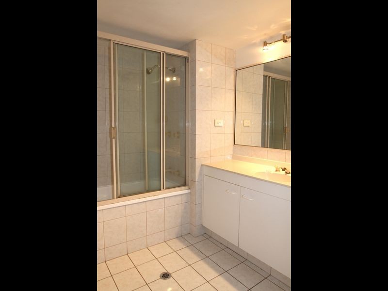 28/367 Margaret Street, Newtown QLD 4350