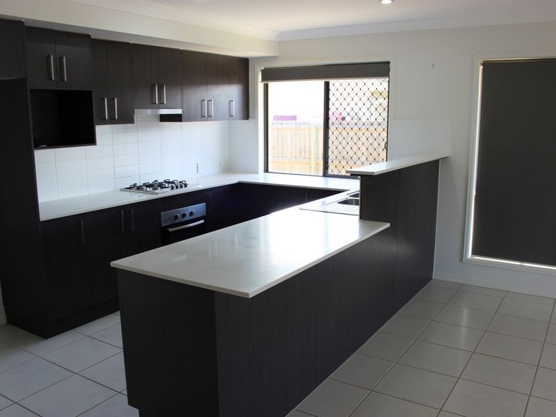 7 Goshawk Drive, Kleinton QLD 4352