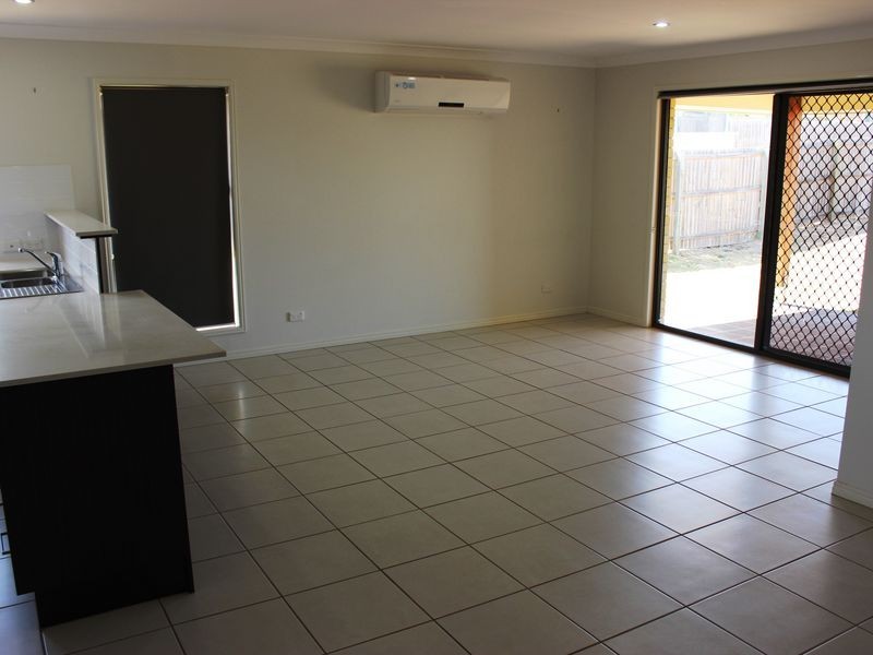 7 Goshawk Drive, Kleinton QLD 4352