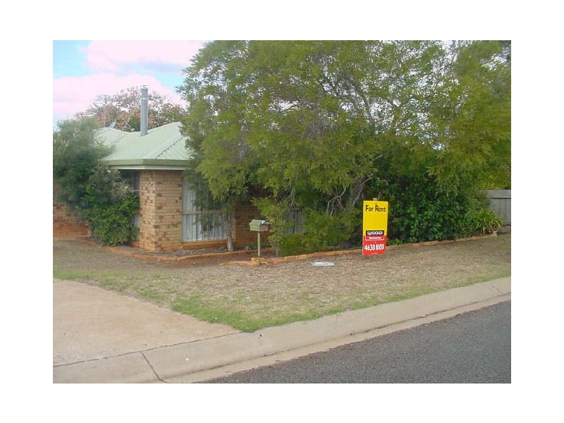 34 Broadfoot Street, Kearneys Spring QLD 4350