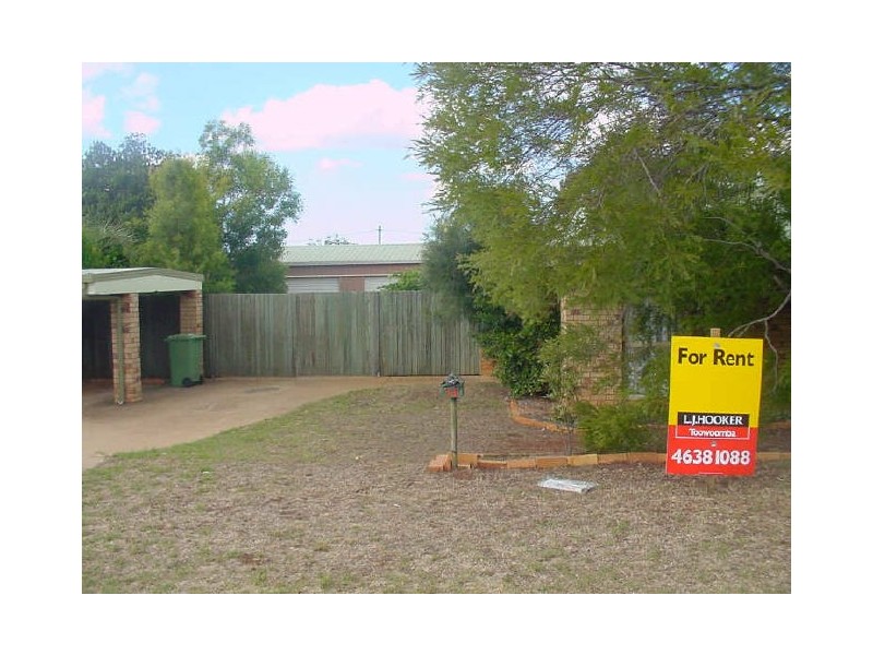 34 Broadfoot Street, Kearneys Spring QLD 4350