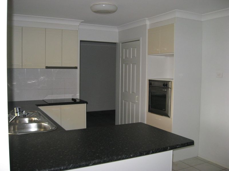 376 West Street, Darling Heights QLD 4350