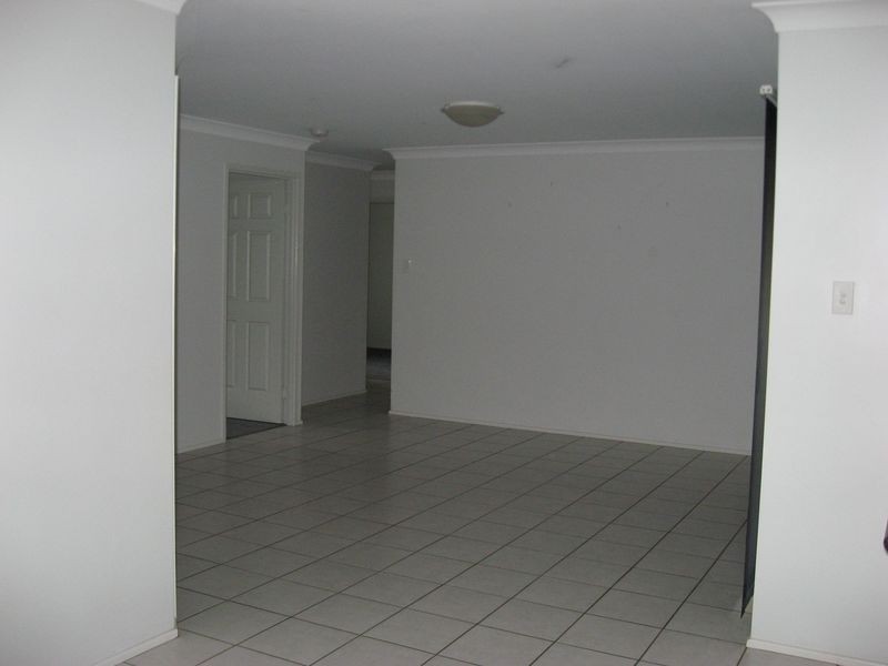 376 West Street, Darling Heights QLD 4350