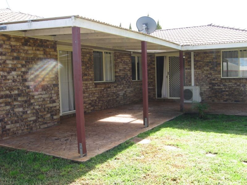 18 Evergreen Court, Glenvale QLD 4350