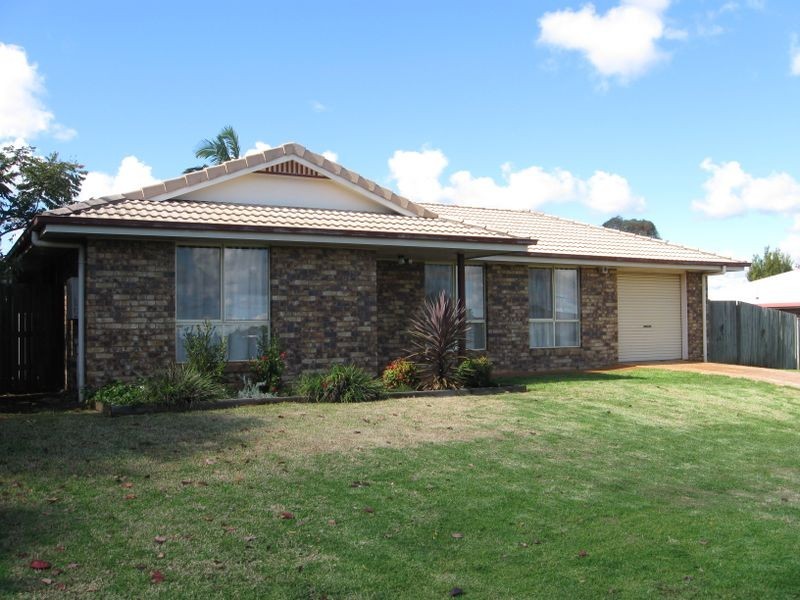 18 Evergreen Court, Glenvale QLD 4350