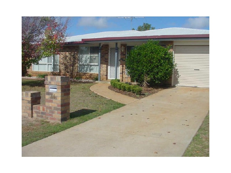 14 Danica Court, Kearneys Spring QLD 4350