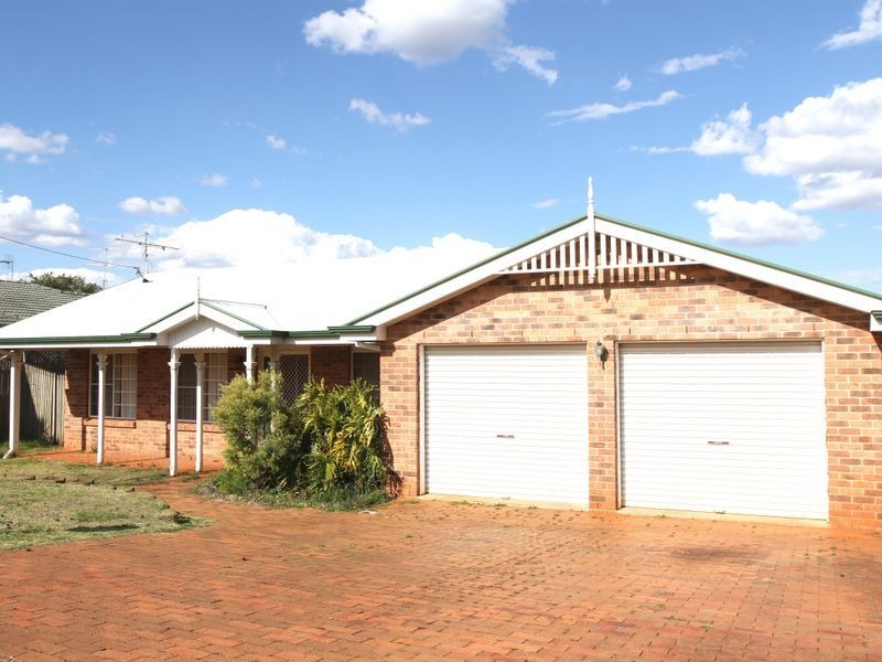 170 Ramsay Street, Centenary Heights QLD 4350