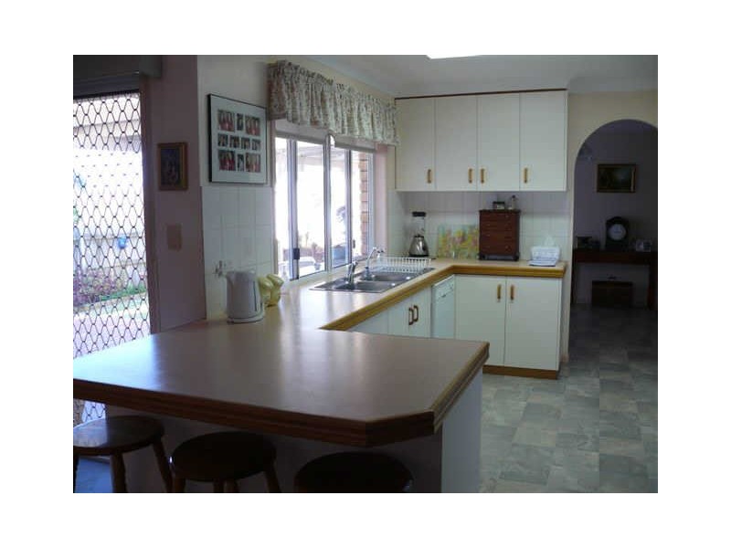 5 Fischer Court, Kearneys Spring QLD 4350