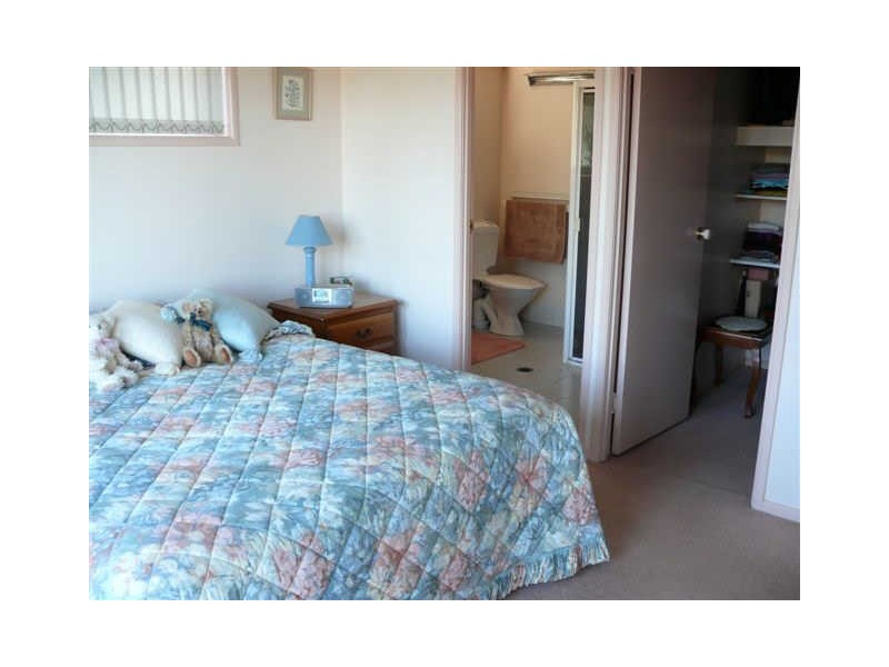 5 Fischer Court, Kearneys Spring QLD 4350