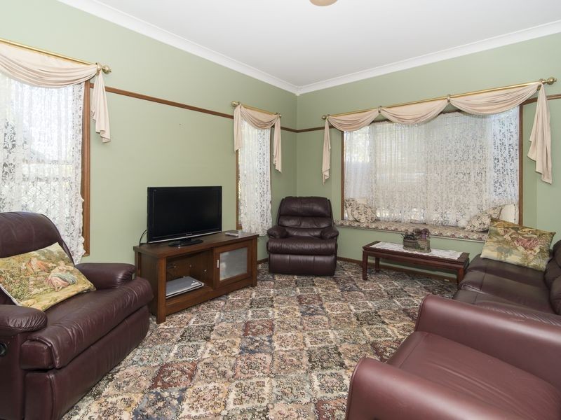 7 Jonquil Court, Middle Ridge QLD 4350