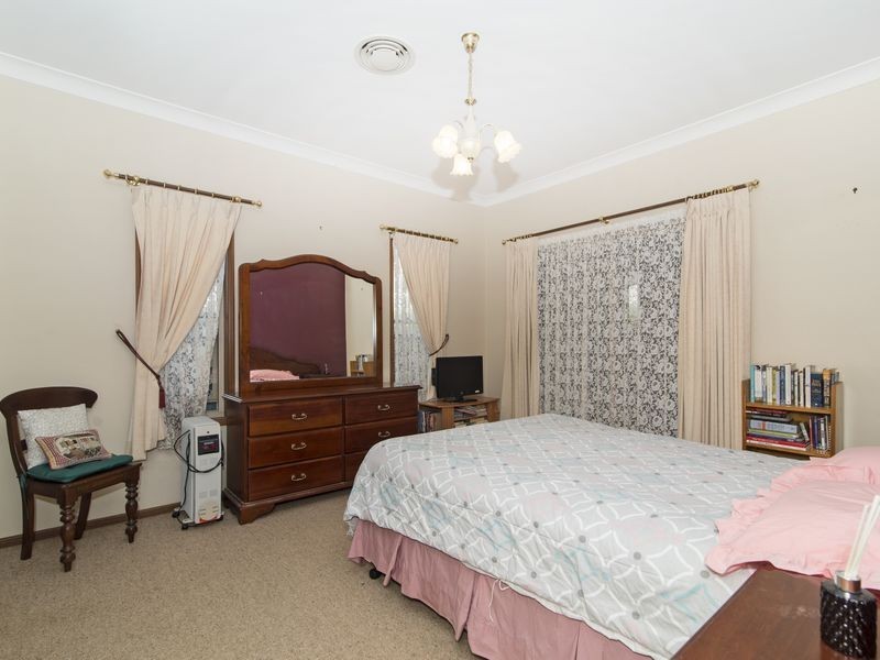 7 Jonquil Court, Middle Ridge QLD 4350