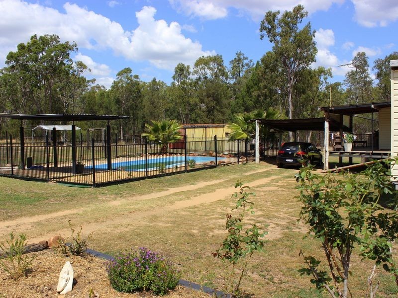 213 Waratah Drive, Kooroongarra QLD 4357