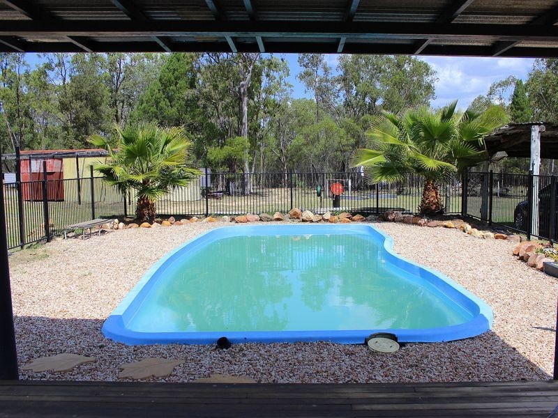 213 Waratah Drive, Kooroongarra QLD 4357
