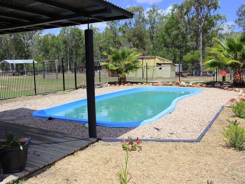 213 Waratah Drive, Kooroongarra QLD 4357
